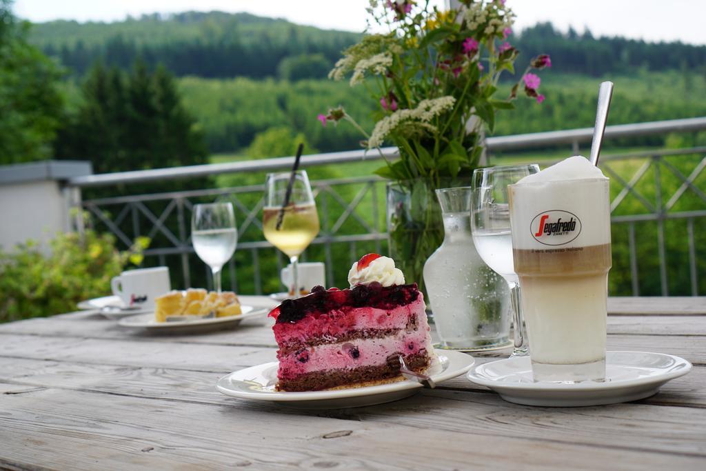 Waldhotel Schinkenwirt Olsberg Extérieur photo